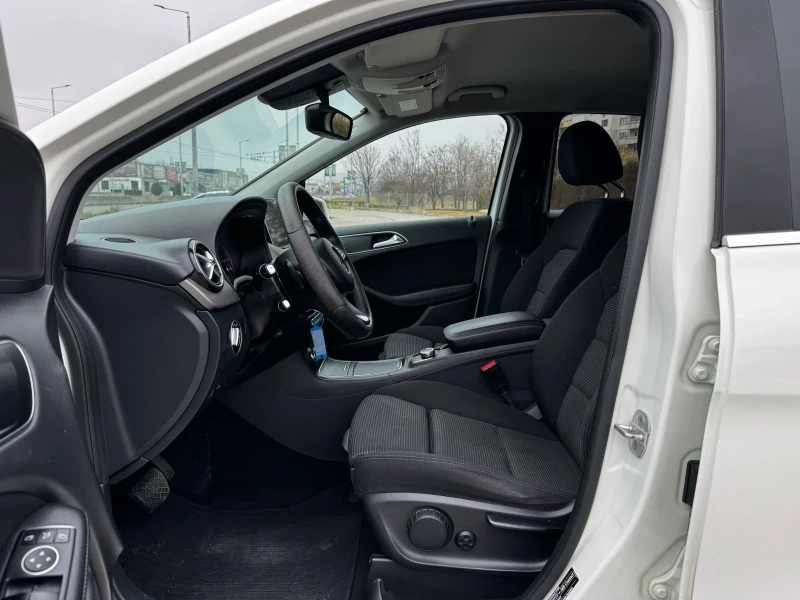 Mercedes-Benz B 250 250е, Electric, automatic, 2016г., снимка 10 - Автомобили и джипове - 49069800