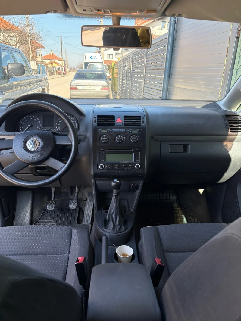 VW Touran 1.6 LPG, снимка 7 - Автомобили и джипове - 49379884