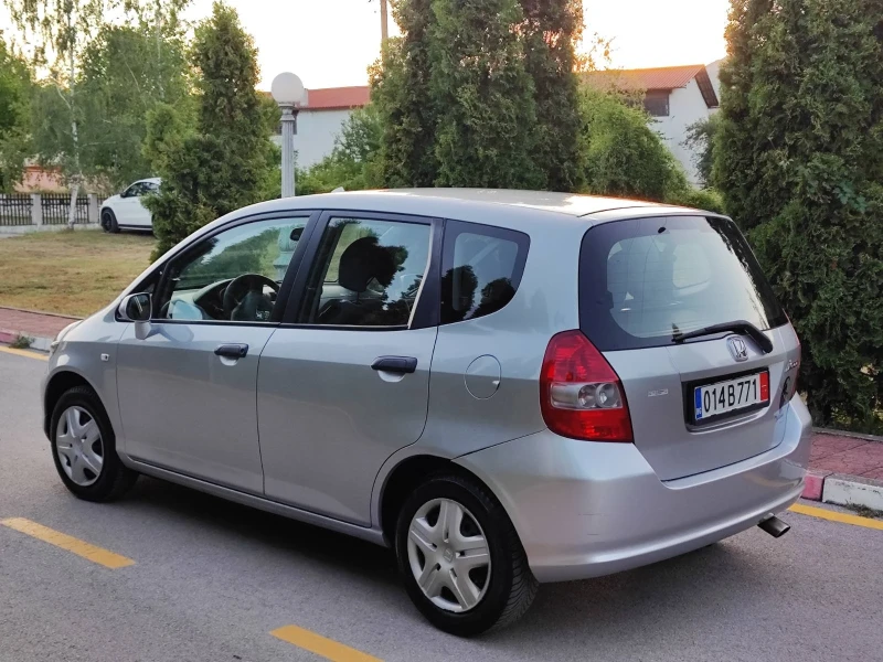 Honda Jazz, снимка 3 - Автомобили и джипове - 52045716