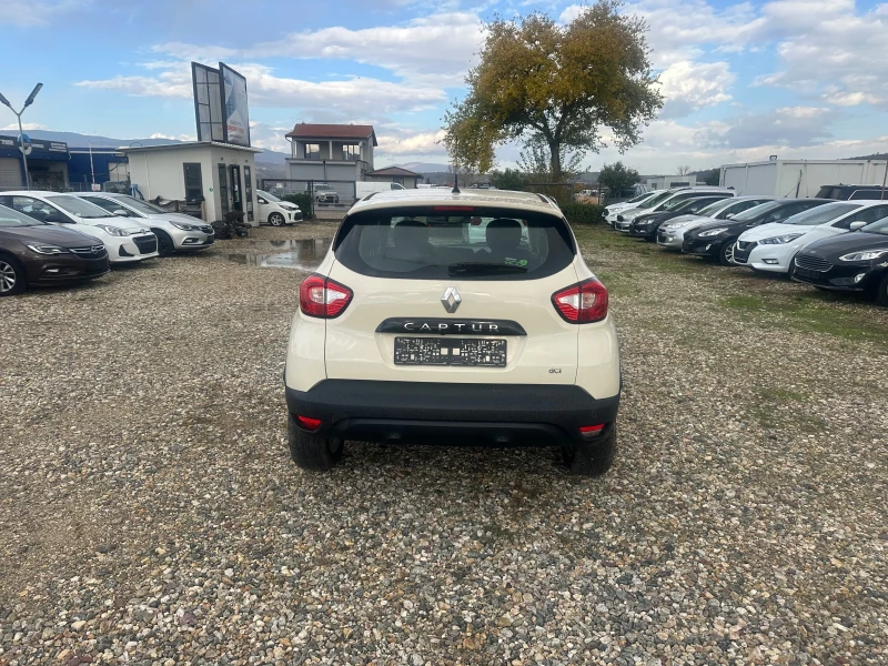 Renault Captur 1.5 dCi Energy Intens, снимка 6 - Автомобили и джипове - 52504303