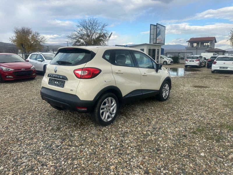 Renault Captur 1.5 dCi Energy Intens, снимка 4 - Автомобили и джипове - 52504303