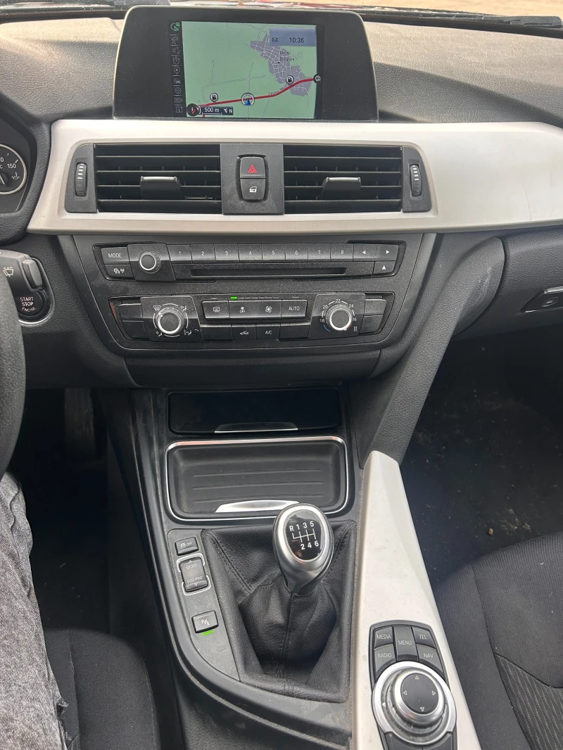 BMW 318 D NAVI EURO 5, снимка 12 - Автомобили и джипове - 52836853