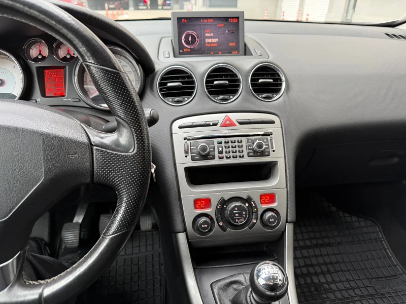 Peugeot 308 SW 1.6 HDI 109ph* * * 6ск* * * НАВИ* * * ПАНОРАМА*, снимка 12 - Автомобили и джипове - 53008751