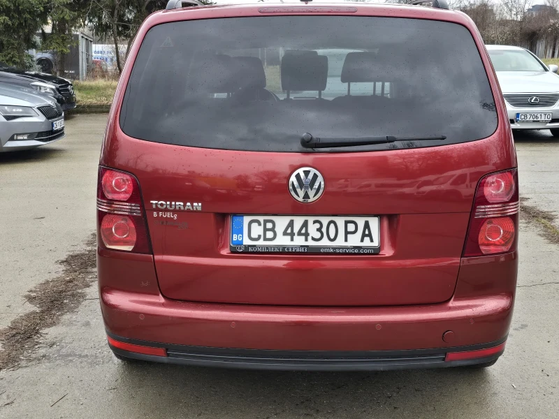 VW Touran 1.6 BFUELg, снимка 7 - Автомобили и джипове - 53343318
