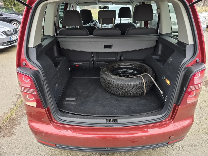 VW Touran 1.6 BFUELg, снимка 14 - Автомобили и джипове - 53343318