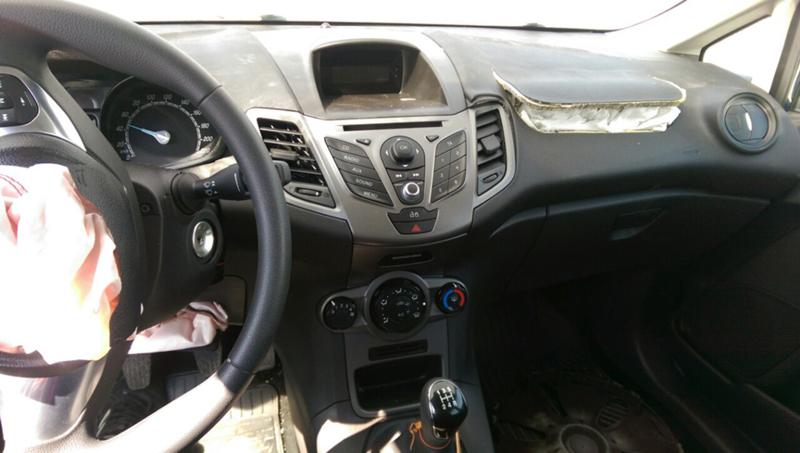Ford Fiesta AMBIENTE .TREND., снимка 15 - Автомобили и джипове - 13989657