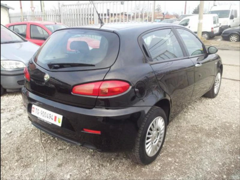 Alfa Romeo 147 1.6 Швейцария - изображение 8