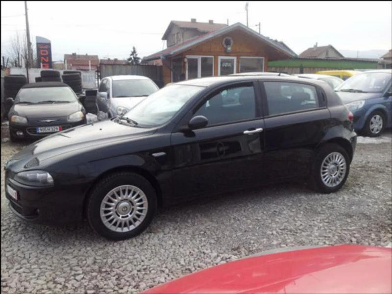 Alfa Romeo 147 1.6 Швейцария - изображение 5