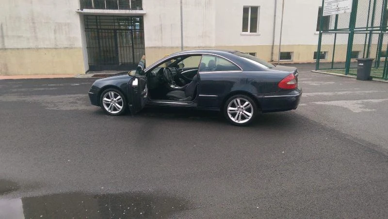 Mercedes-Benz CLK 200 kompresor facelift, снимка 17 - Автомобили и джипове - 21135851