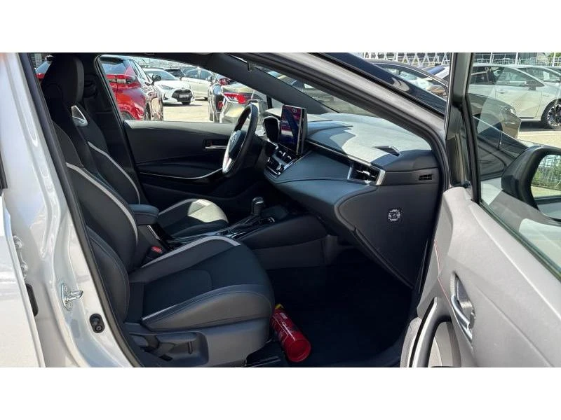 Toyota Corolla TS 1.8HSD GR SPORT, снимка 6 - Автомобили и джипове - 54448307
