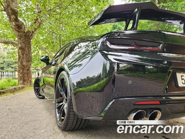 Chevrolet Camaro SS* 6.2* V8* ПОДГРЕВ* ОБДУХВАНЕ* КАМЕРА* КЕЙЛЕС* , снимка 4 - Автомобили и джипове - 54663544