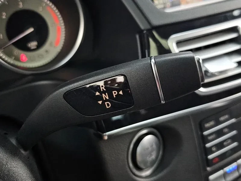 Mercedes-Benz E 350 Bluetec 4Matic - САМО 30% АВАНС, снимка 17 - Автомобили и джипове - 55926896