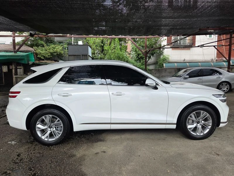 Genesis GV70 КРАЙНА ЦЕНА: 37507 EUR !!!РЕАЛНА КРАЙНА ЦЕНА!!!, снимка 15 - Автомобили и джипове - 55968026
