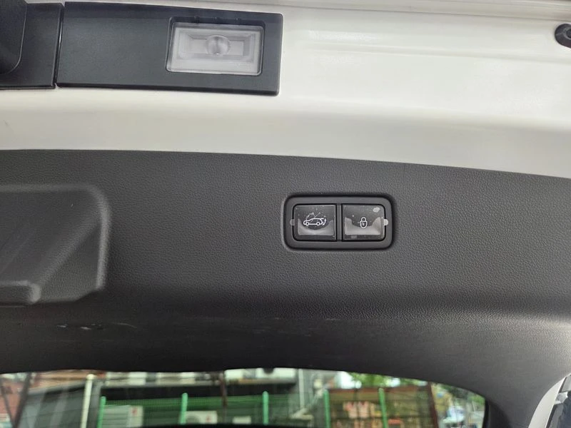 Genesis GV70 КРАЙНА ЦЕНА: 37507 EUR !!!РЕАЛНА КРАЙНА ЦЕНА!!!, снимка 16 - Автомобили и джипове - 55968026