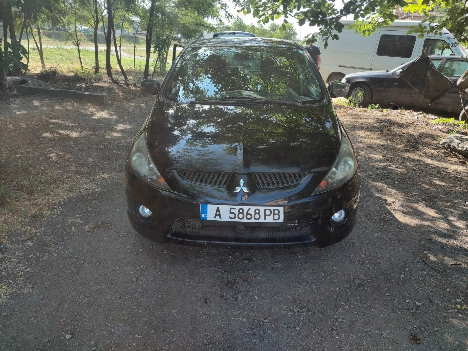 Mitsubishi Grandis 2.4i - изображение 2