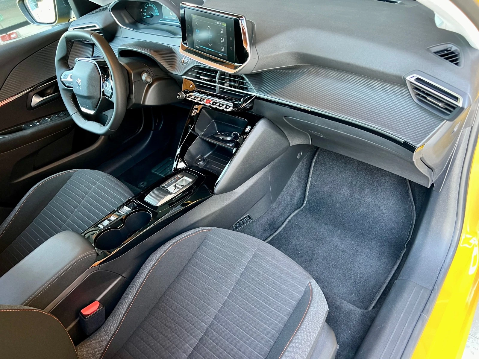 Peugeot 208 208*  | Mobile.bg   12