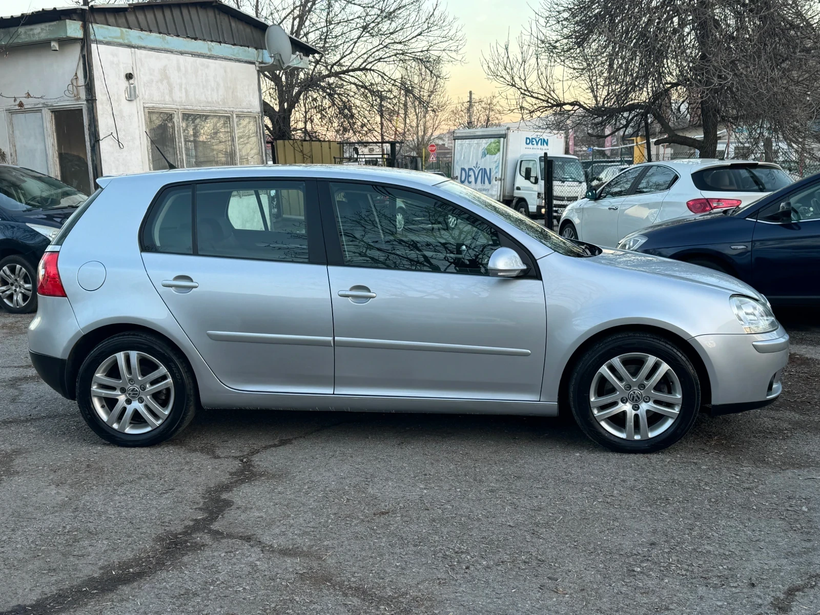 VW Golf 1.6i-102кс.! 120хил.км.!!! - изображение 4