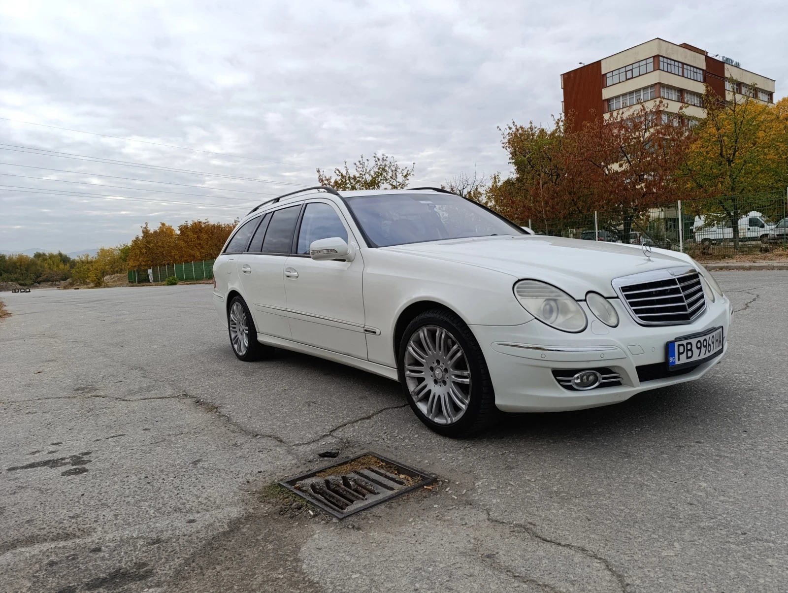 Mercedes-Benz E 320 | Mobile.bg � ����������� 16