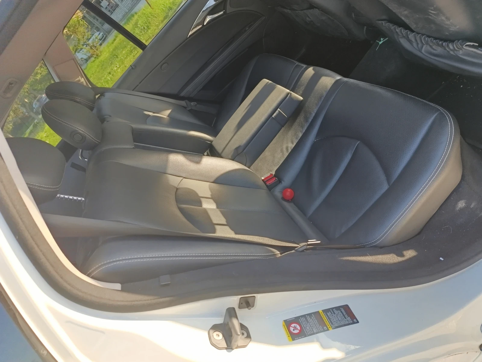 Mercedes-Benz E 320  - изображение 6