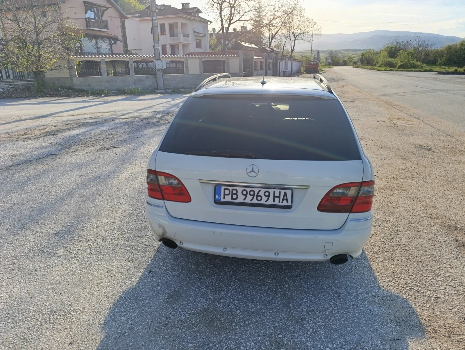 Mercedes-Benz E 320  - изображение 5