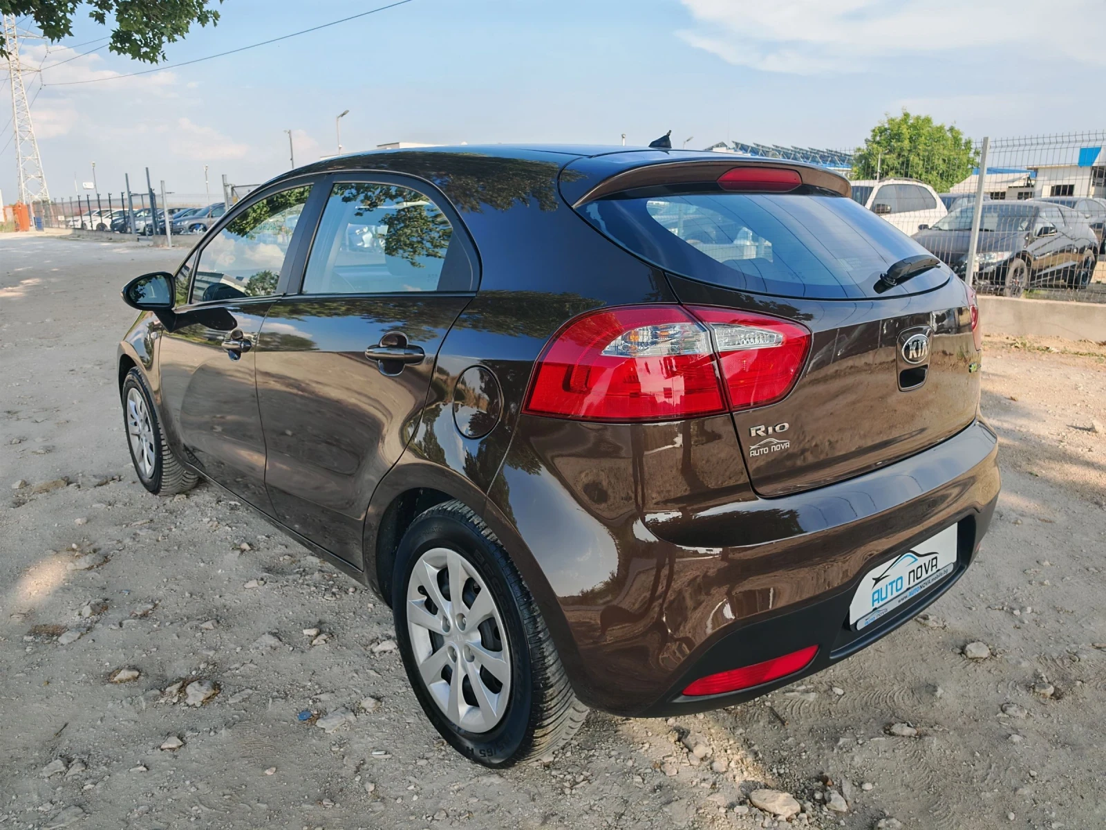 Kia Rio 1.1 75 К.С. ДИЗЕЛ! КАТО НОВА!  - изображение 7