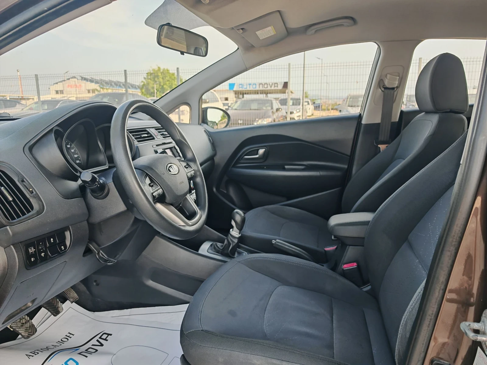 Kia Rio 1.1 75 К.С. ДИЗЕЛ! КАТО НОВА!  - изображение 8