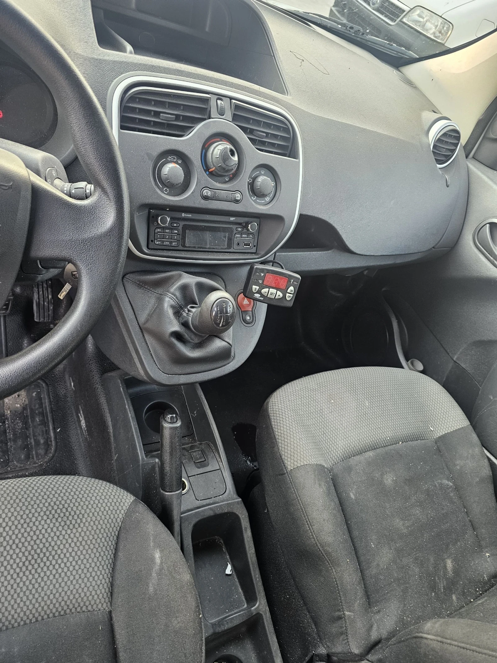 Renault Kangoo 1, 5 DCI, Xладилен , Климатик - изображение 9