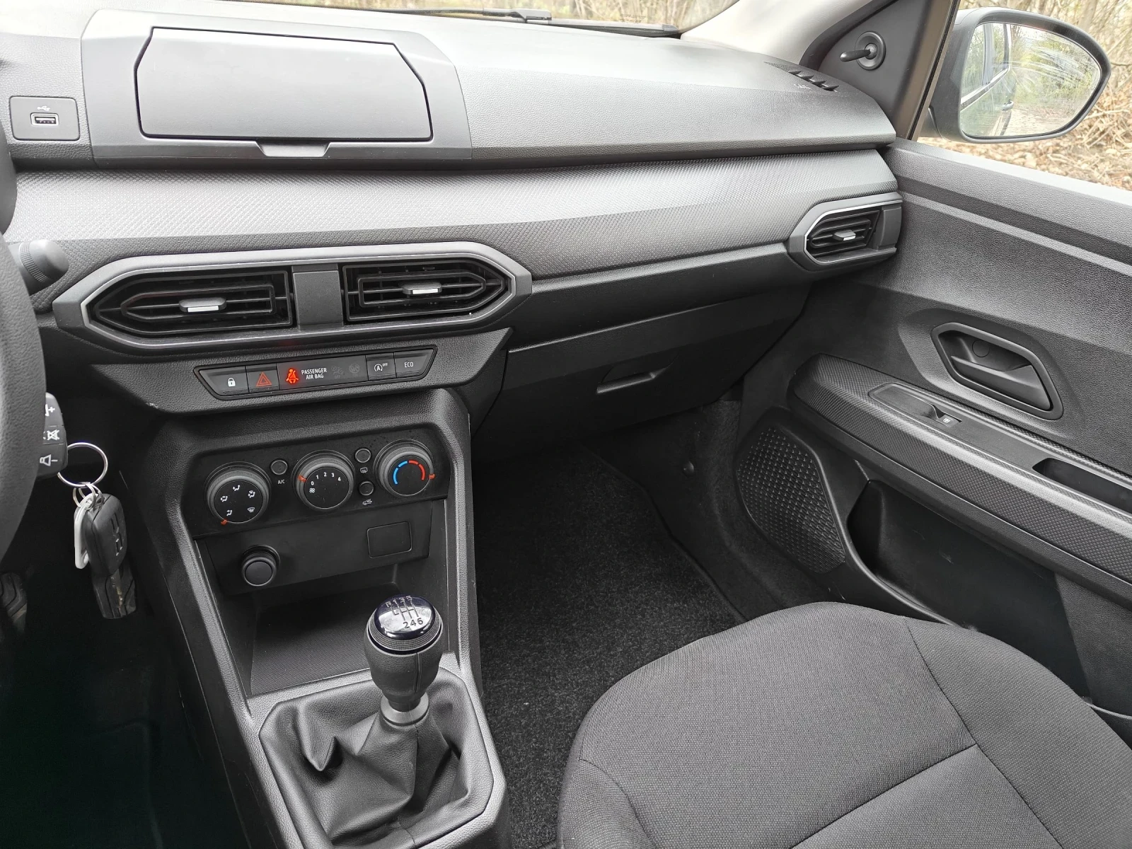 Dacia Jogger 1.0i 110ps - изображение 10
