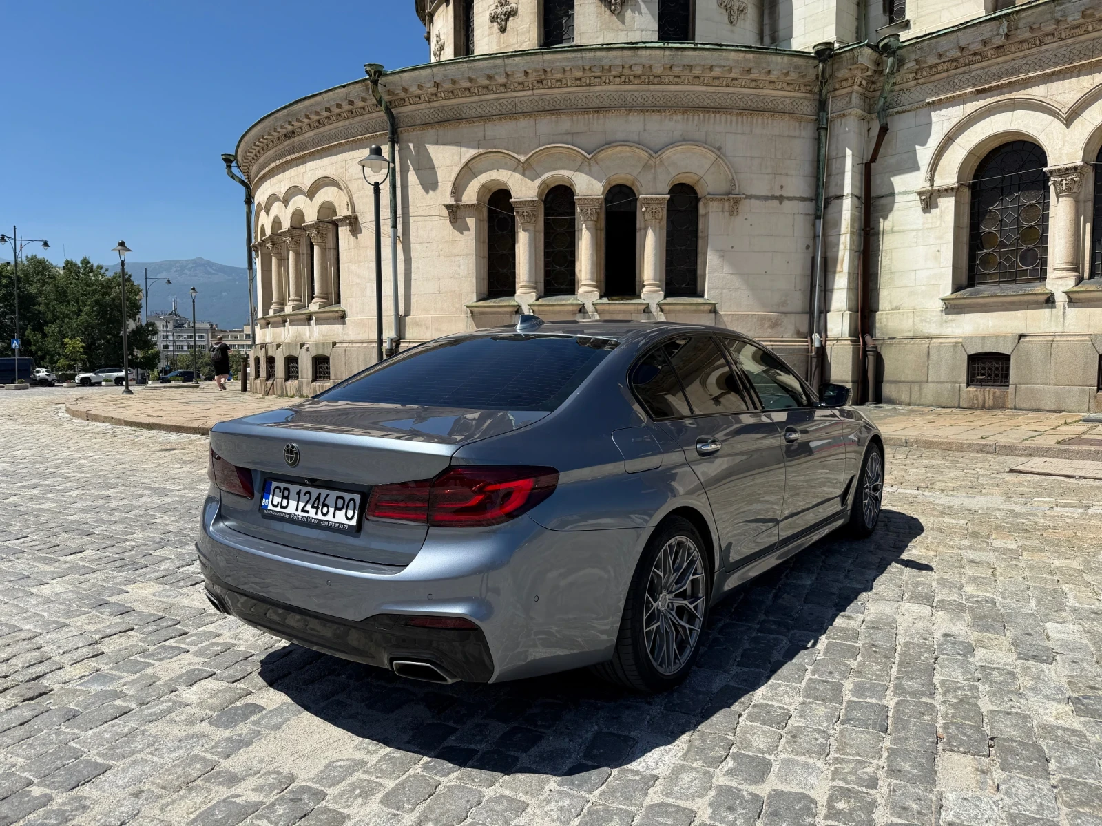 BMW 530 xDrive* M-Pack* Head-Up* 360* Distronic - изображение 3