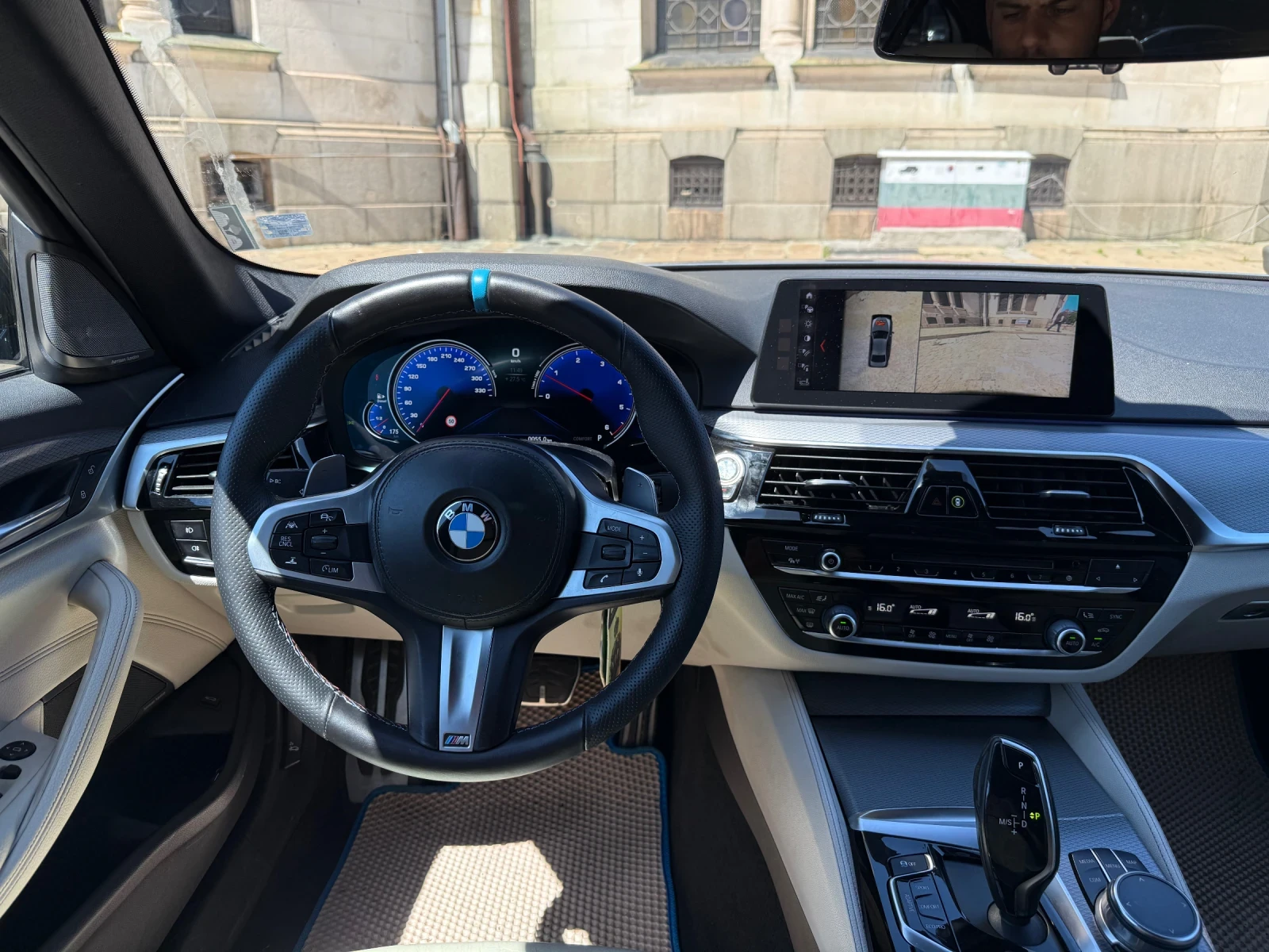 BMW 530 xDrive* M-Pack* Head-Up* 360* Distronic - изображение 8