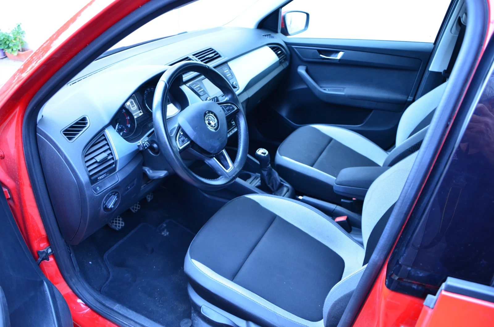 Skoda Fabia | Mobile.bg   11