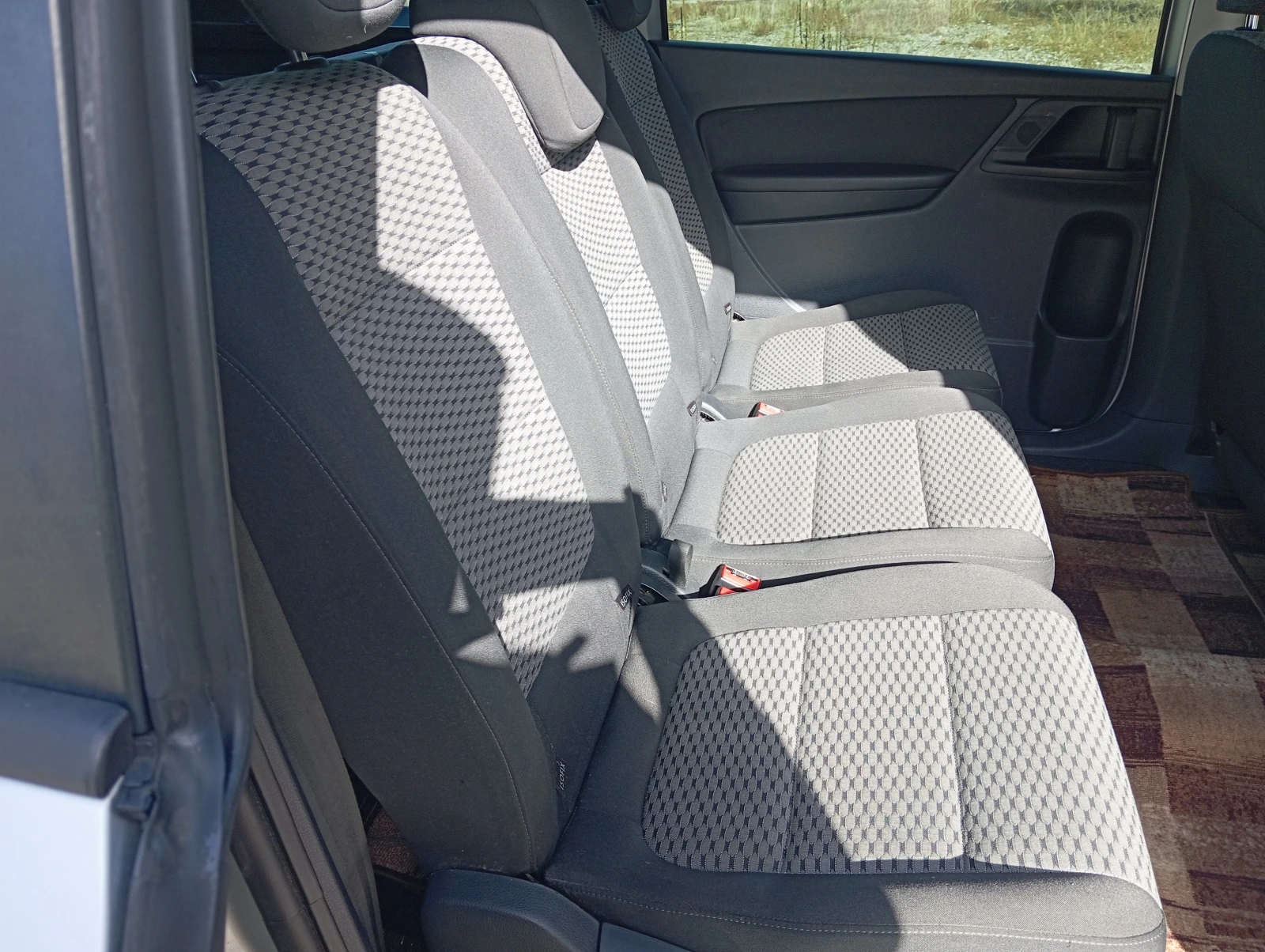 VW Sharan  - изображение 6