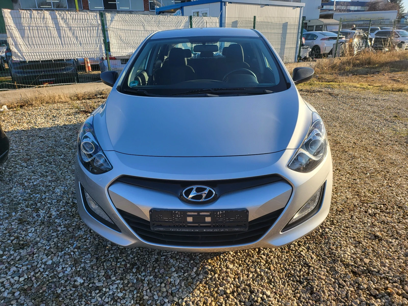 Hyundai I30 124х.км 1.4i Comfort 99k.s - КАТО НОВА !!! - изображение 2