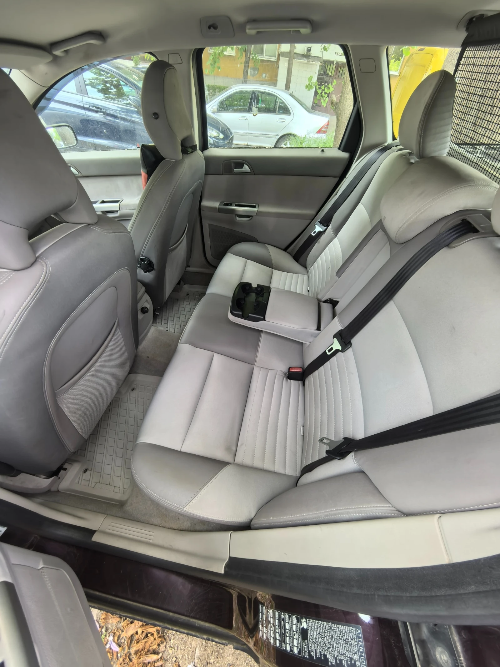 Volvo V50 Momentum, снимка 14 - Автомобили и джипове - 55014101