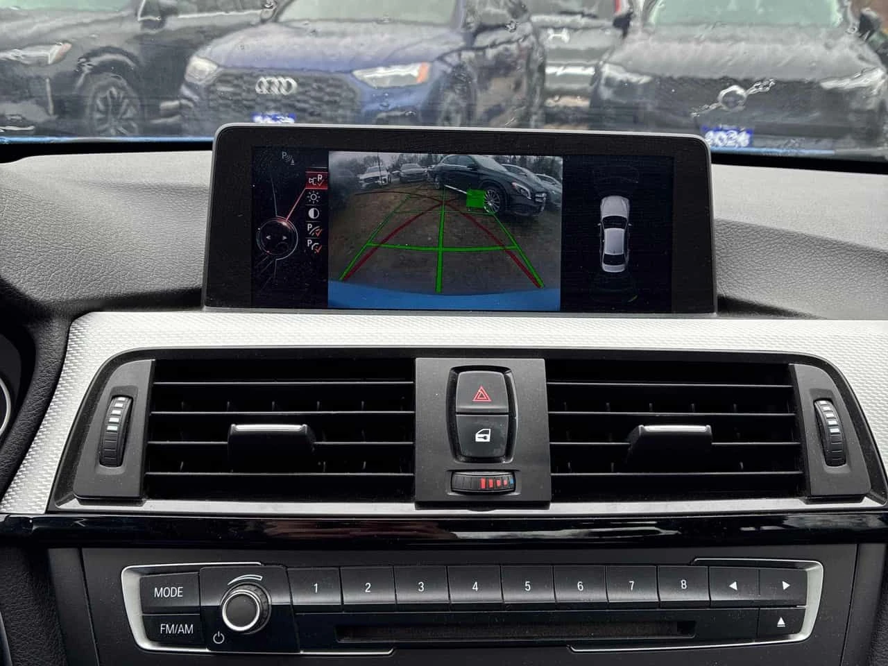 BMW 335 * xDrive* CARFAX * M PACK * HARMAN * КЛИП, снимка 15 - Автомобили и джипове - 54162036