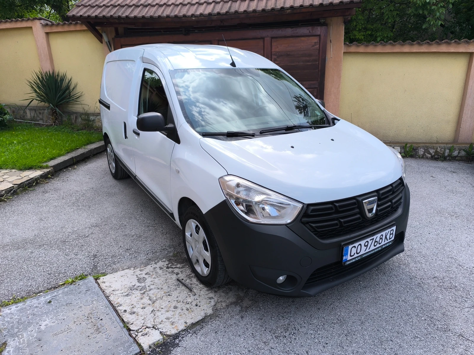Dacia Dokker N1 С ДДС, снимка 2 - Автомобили и джипове - 54679212