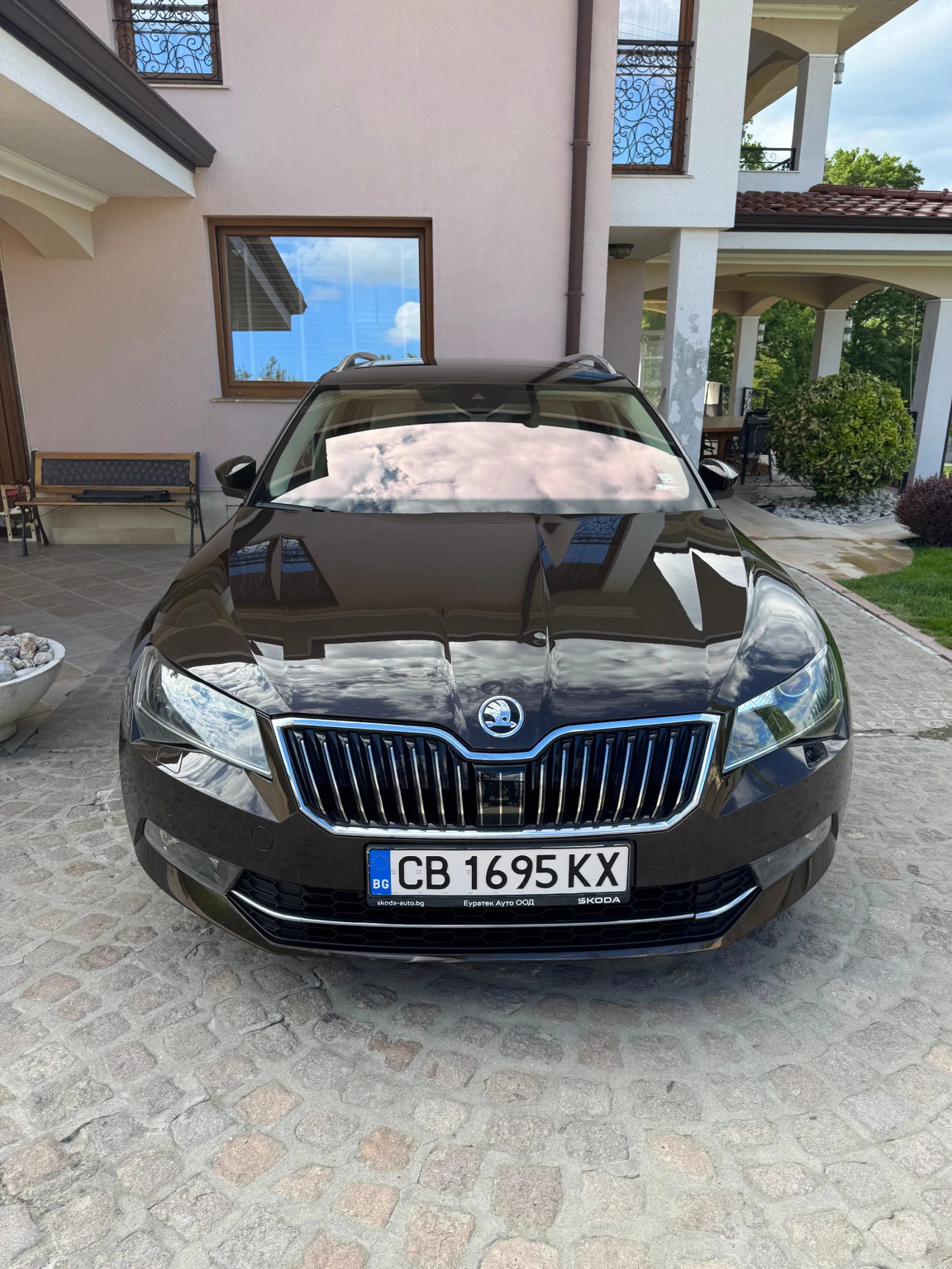 Skoda Superb, снимка 3 - Автомобили и джипове - 54761709