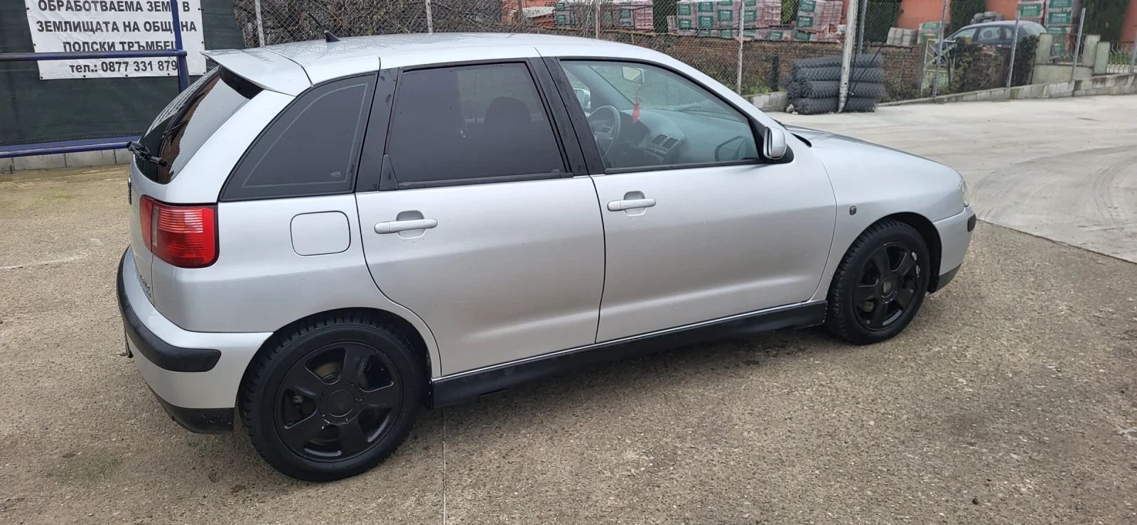 Seat Ibiza, снимка 4 - Автомобили и джипове - 54820884