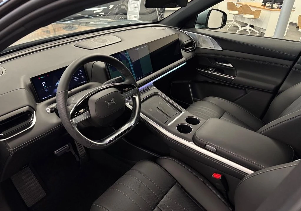 Xpeng G9 AWD Performance, снимка 5 - Автомобили и джипове - 55128092