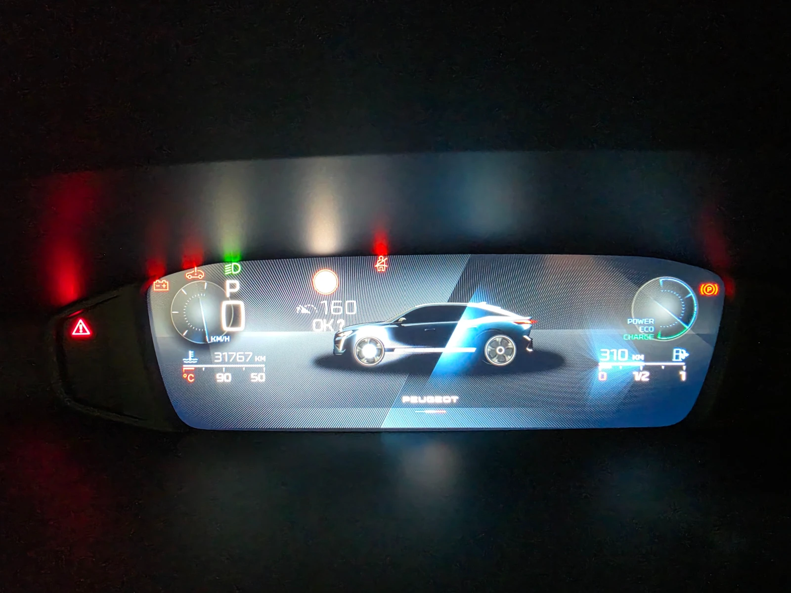 Peugeot 408 1.2 PureTech MHEV Allure Aut. LED-Xenon, снимка 13 - Автомобили и джипове - 55136243