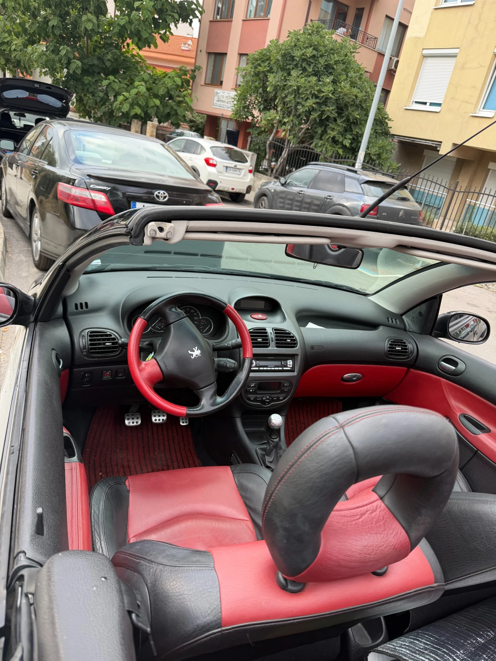 Peugeot 206, снимка 8 - Автомобили и джипове - 55657562