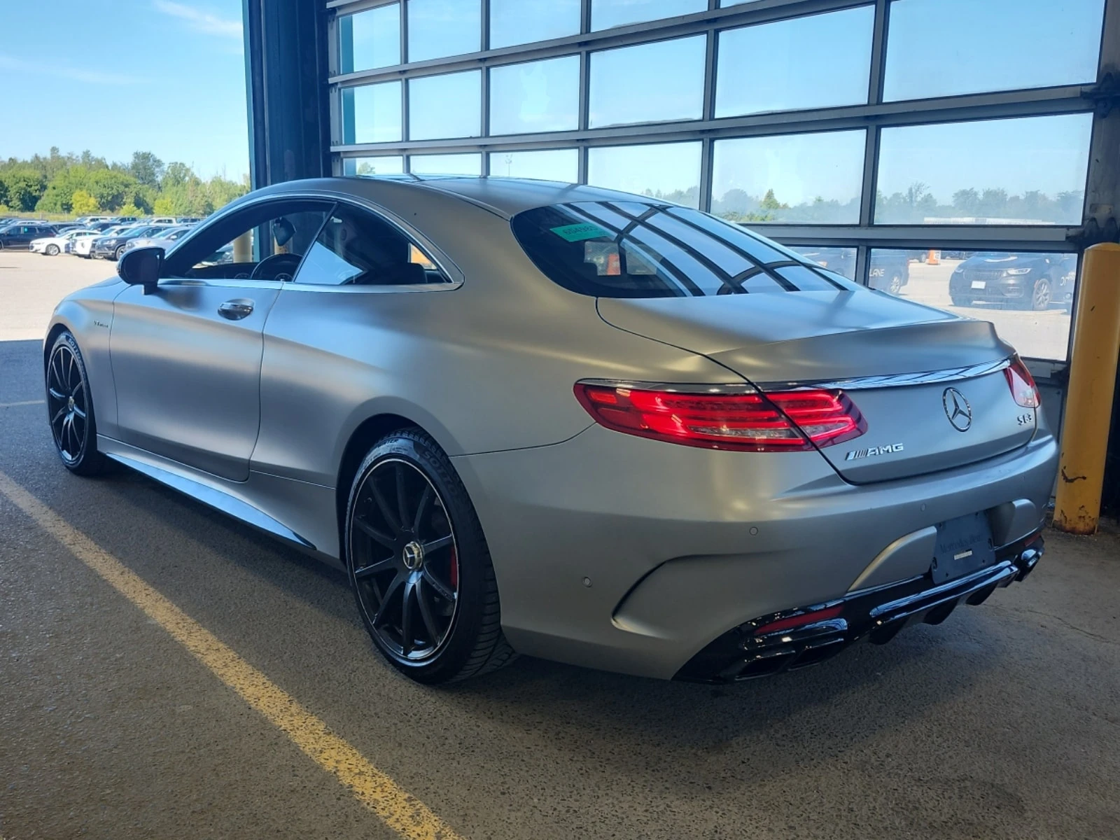 Mercedes-Benz S 63 * AMG* CARFAX* АВТОКРЕДИТ БЕЗ ПЪРВОНАЧАЛНА ВНОСКА*, снимка 4 - Автомобили и джипове - 55833027