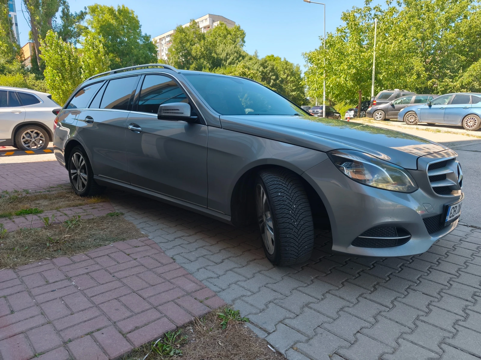 Mercedes-Benz E 350 Bluetec, снимка 12 - Автомобили и джипове - 55978144