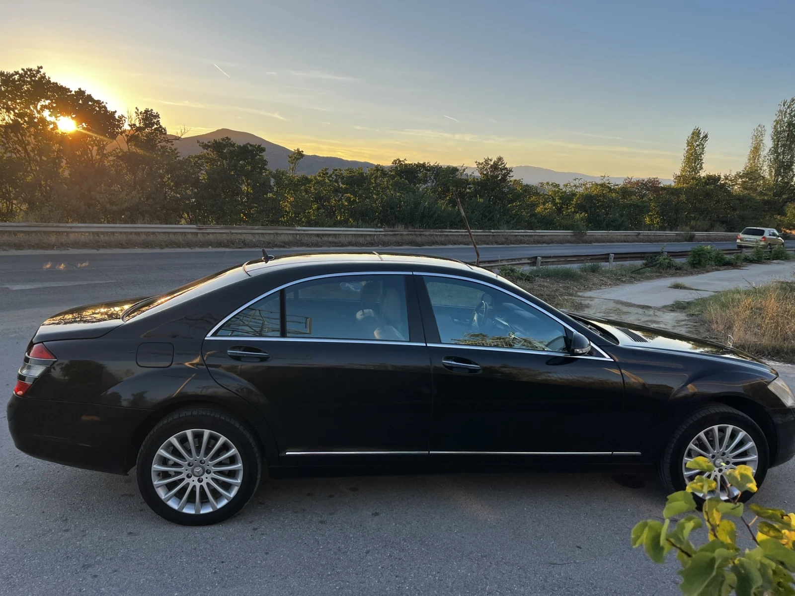 Mercedes-Benz S 500, снимка 5 - Автомобили и джипове - 55968254