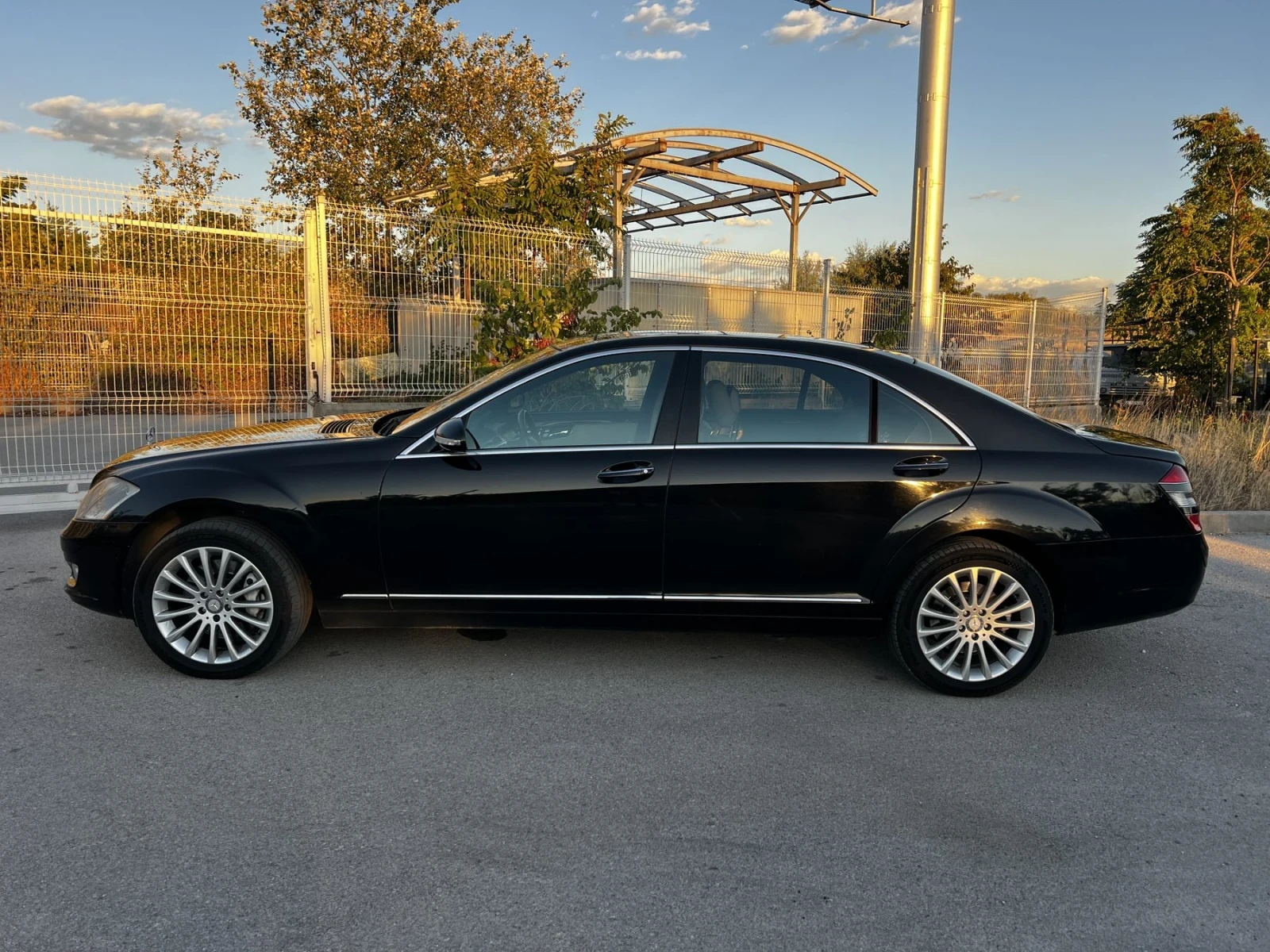 Mercedes-Benz S 500, снимка 4 - Автомобили и джипове - 55968254