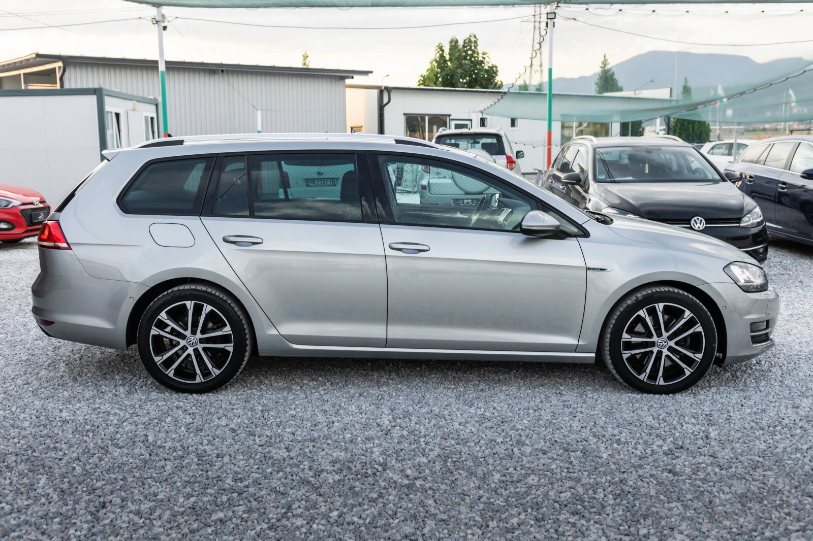 VW Golf VII::4Motion::Lounge::6ск, снимка 4 - Автомобили и джипове - 55981307