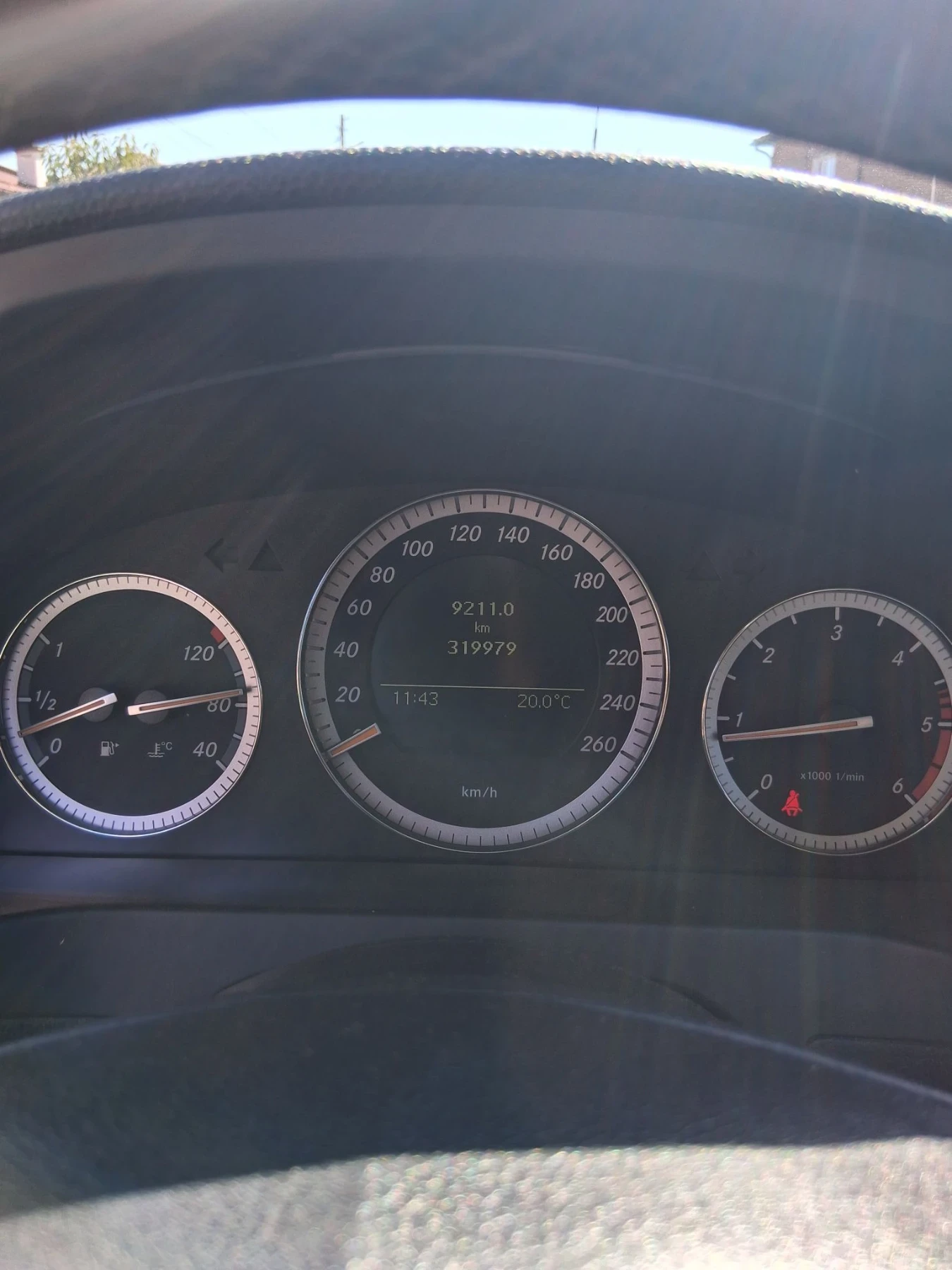 Mercedes-Benz C 220, снимка 6 - Автомобили и джипове - 56335423