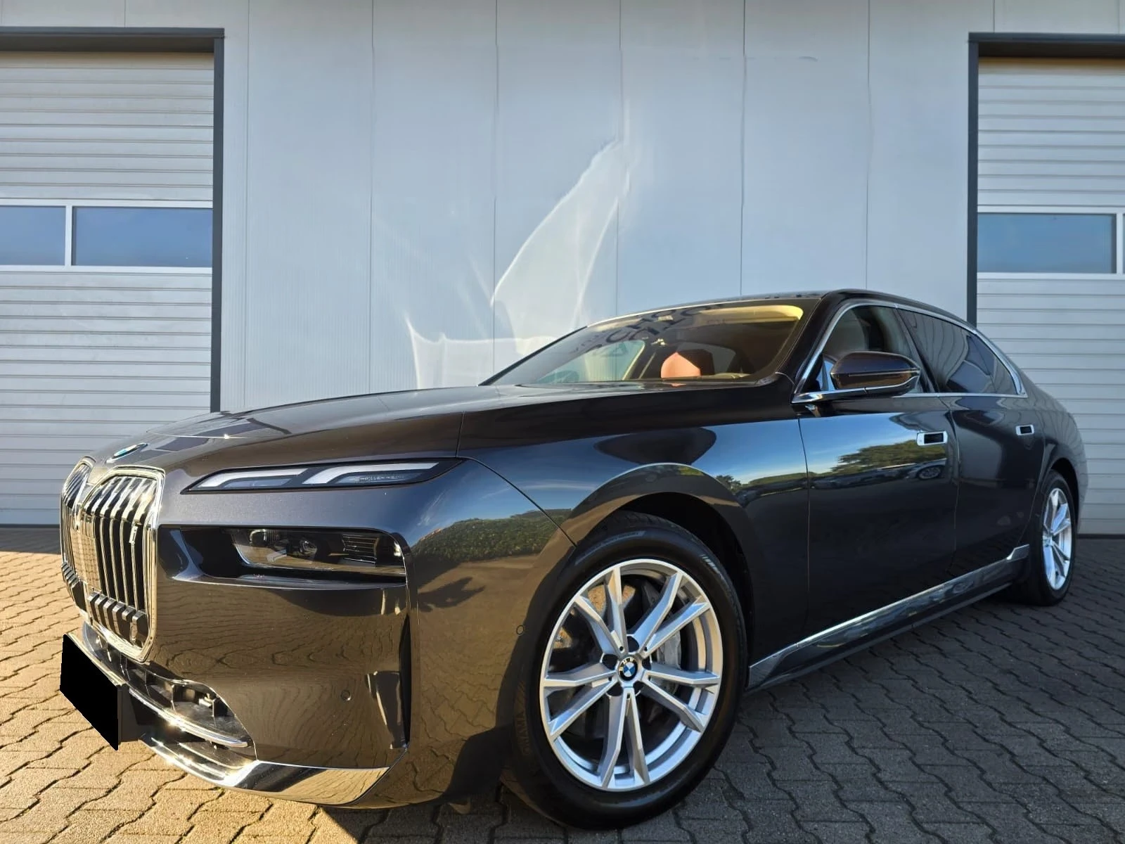 BMW i7 eDRIVE50/PANO/360/HUD/ICONIC GLOW/ | Mobile.bg � ����������� 3