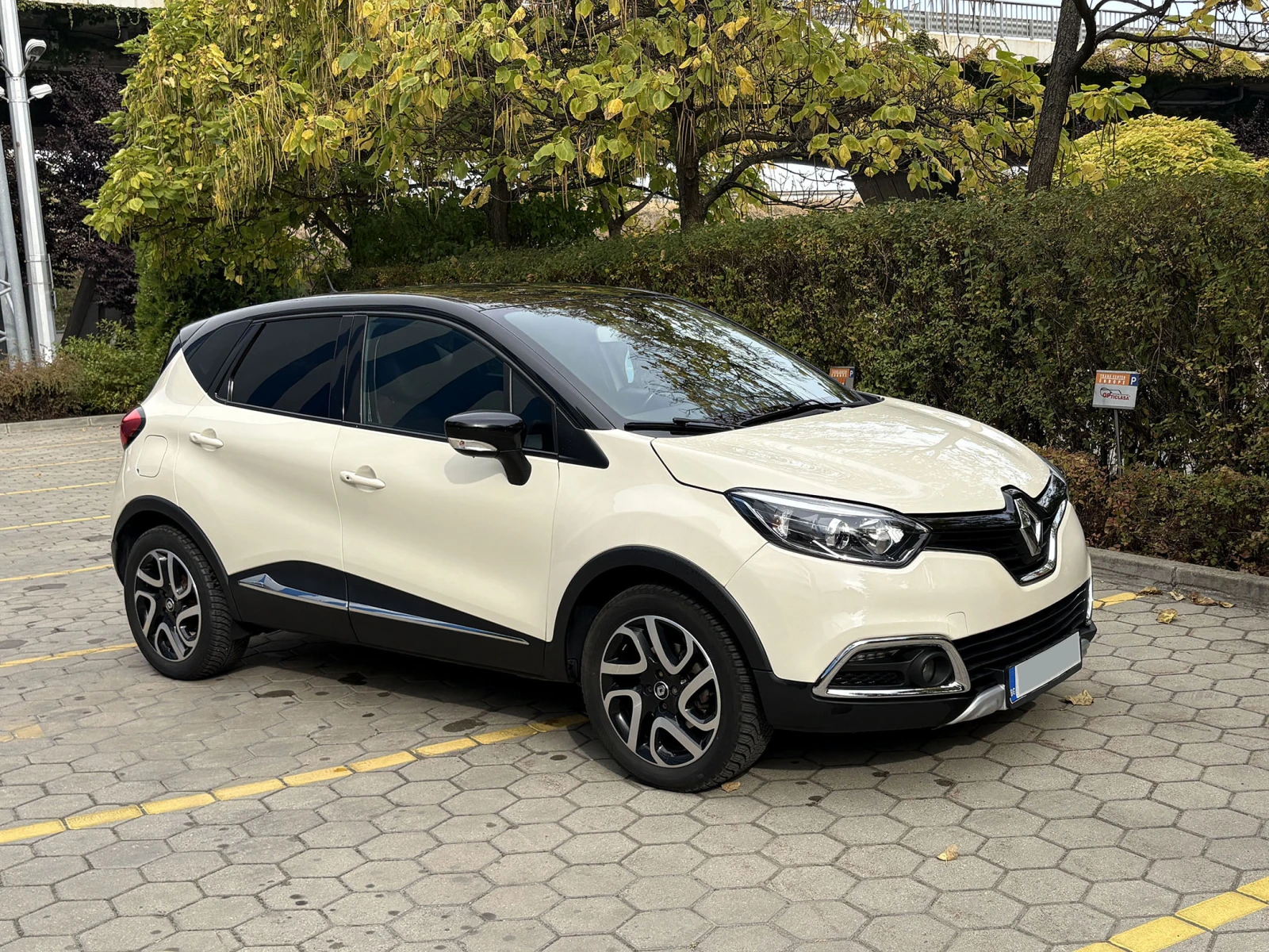 Renault Captur Xmod 1.5 dCi 110 к.с., снимка 6 - Автомобили и джипове - 56653913
