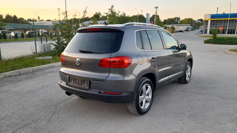 VW Tiguan 2.0  TDI - AVTOMAT , снимка 5 - Автомобили и джипове - 46105281